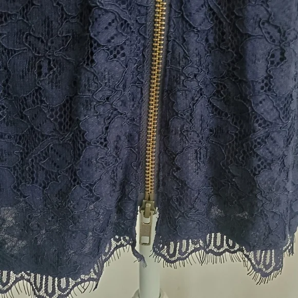 LAST CHANCE - Diane Von Furstenberg "Zarita" Navy Lace Zip Dress - Picture 8 of 12